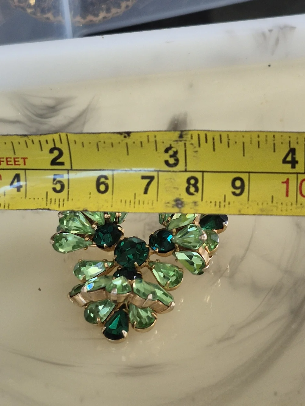 Green Crystal Floral Brooch - Gold Tone - Picture 4 of 4